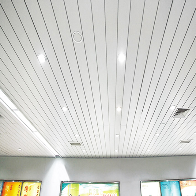 0.5-1.2mm Aluminium Strip Ceiling Tiles corridor,Gas station
